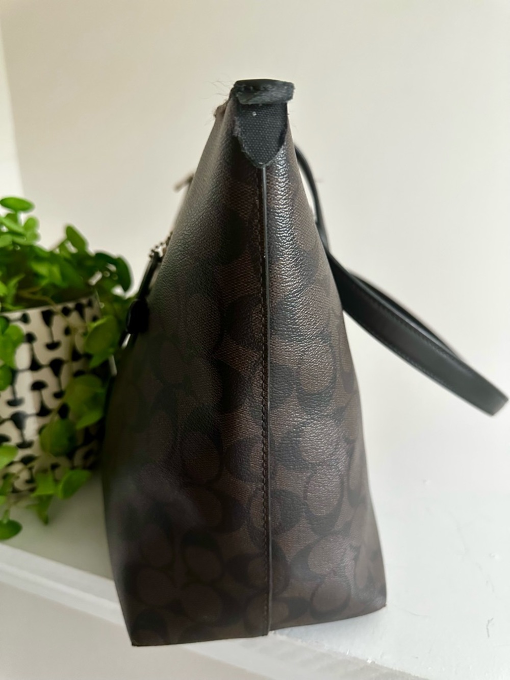 COACH Signature Brown Gallery Tote Bag with Gold Hardware - Picture 11 of 15